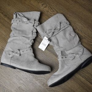 Piper Youth Grey Boots